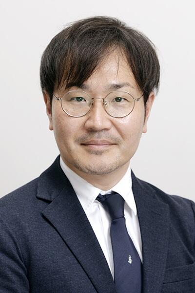 真木　圭亮